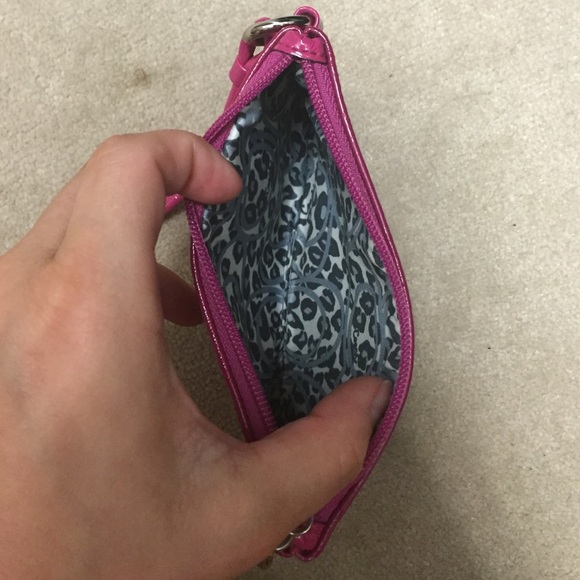 Coach poppy wristlet - Picture 3 of 3