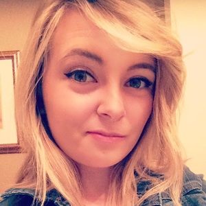 Meet your Posher, Alanna