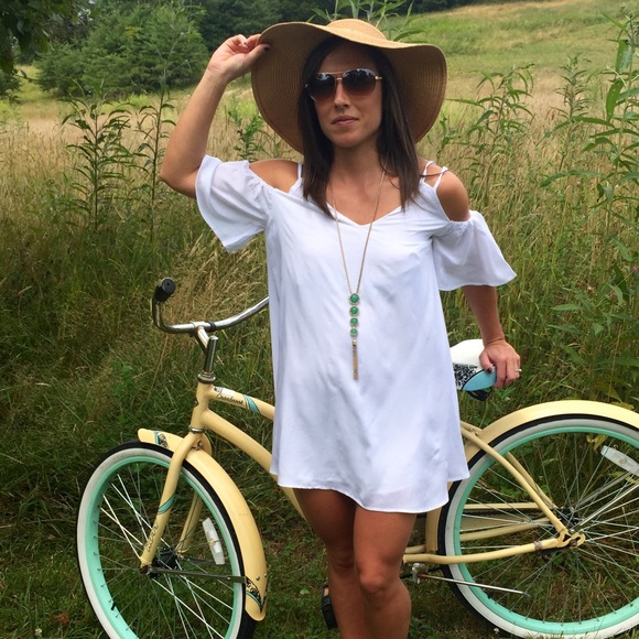 White off the shoulder dress🌸 - Picture 2 of 3