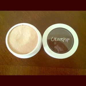 Colourpop highlighter in Dream Catcher