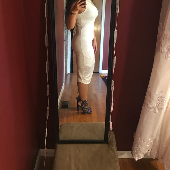 Sleeveless mock neck lace midi dress - Picture 7 of 7