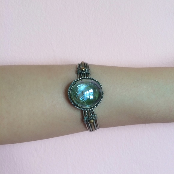 Vintage Jewelry - Vintage Gem Coiled Cuff