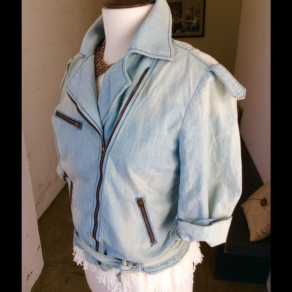 Jacket - Picture 3 of 4