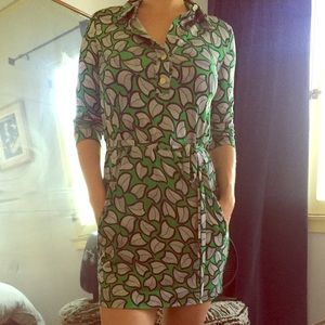 Retro dress by DVF - in style "LEANNA" 100% silk