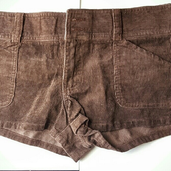 NWOT Hollister Drk. Brown Corduroy Shorts - Picture 4 of 4