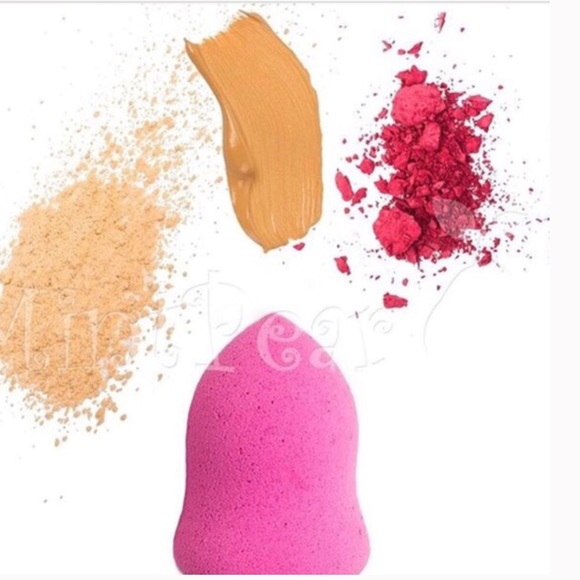 Last 1!  Mint pear Beauty Blending Sponge. - Picture 2 of 4