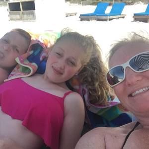 Meet your Posher, Robin