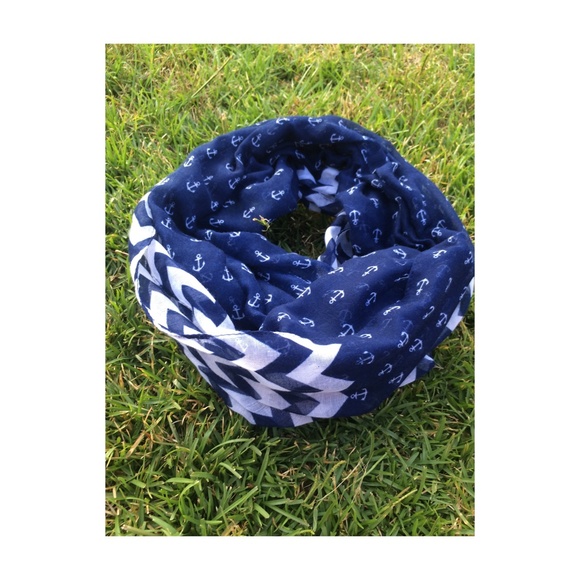 Anchor & Chevron Scarf