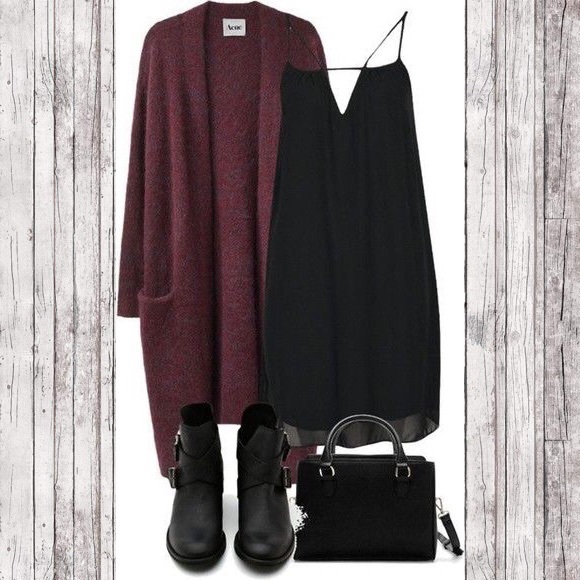 ❣️LAST ONE ❣️🆕 Triangle Strap Dress - Picture 3 of 4