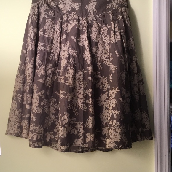 Green Patterned Skirt from H&M, size 8