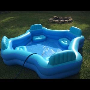 Meet your Posher, Nancy