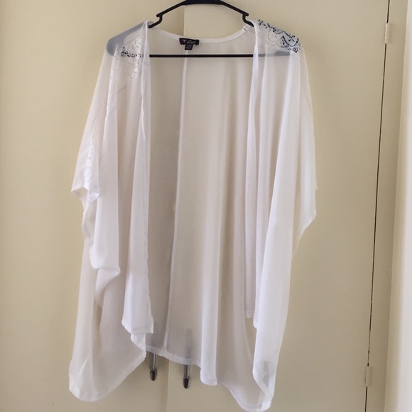 Guess cardigan
