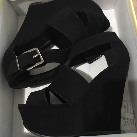 5in black heels