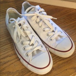 White Converse low tops