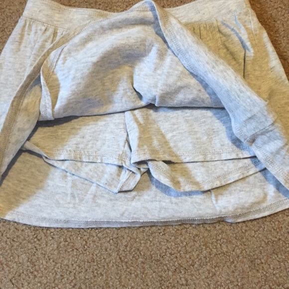 Girls 6/7 skort from old navy - Picture 3 of 4