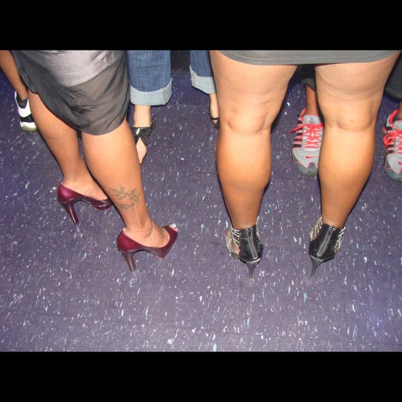 Authentic "Red Bottoms" - Picture 2 of 4