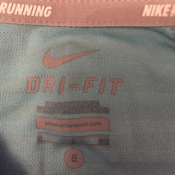 Nike pullover - Picture 3 of 3