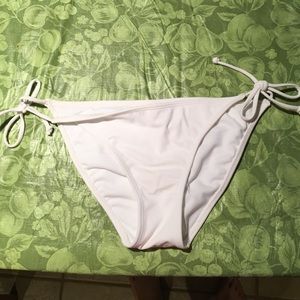 White bikini bottoms