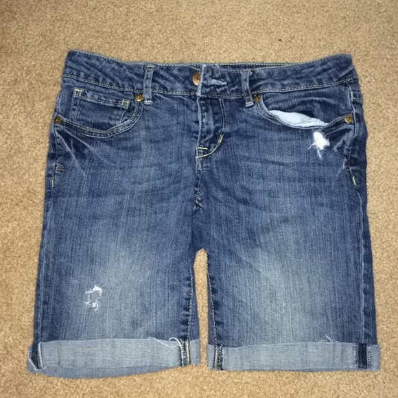 Burmuda Aeropostale shorts