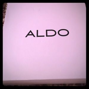ALDO Unelilian