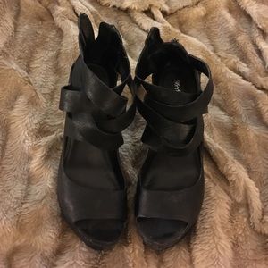 Mossimo wedges