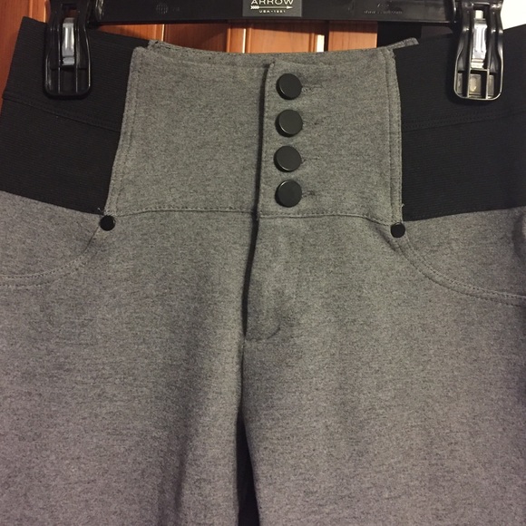 Gray high wasted pants - Picture 2 of 4