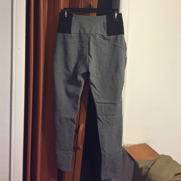 Gray high wasted pants - Picture 4 of 4