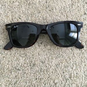 Tortoise Shell Ray-Bans