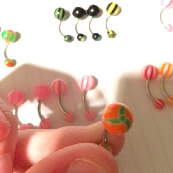 10 Belly Button Rings for $5 - Picture 3 of 4