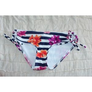 dELiA*s floral navy & white striped bikini bottoms