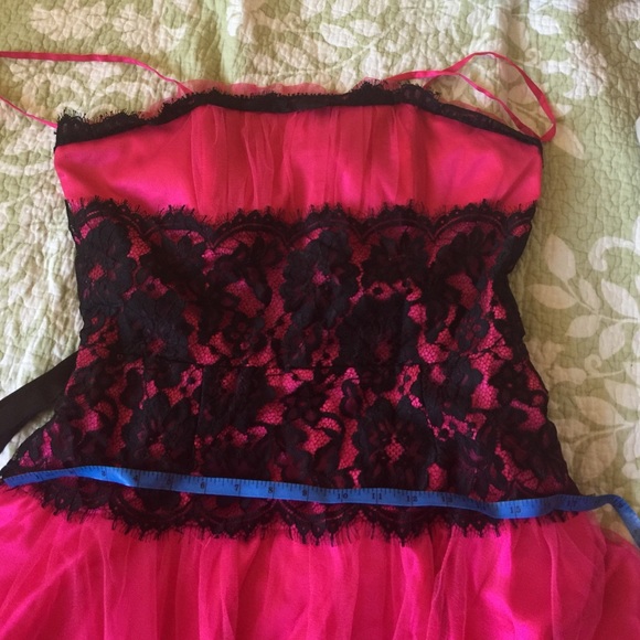Really nice dress.. I bought as a burlesque dress