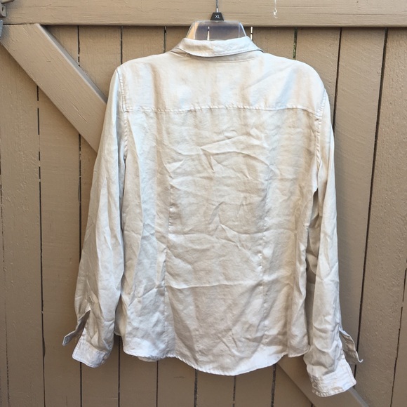 Shirt - Picture 2 of 4