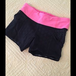 Lulu lemon shorts size 4