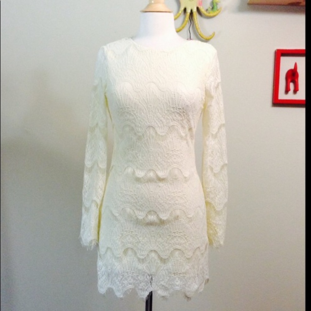 Lace long sleeve cocktail dress