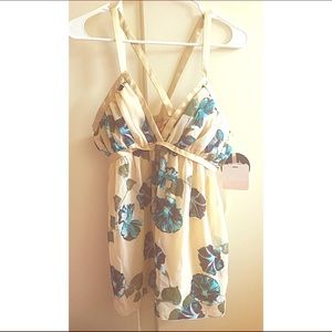 NWT Flattering Cross Back Tank Top