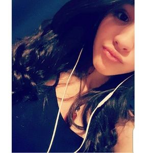 Meet your Posher, Wineshka