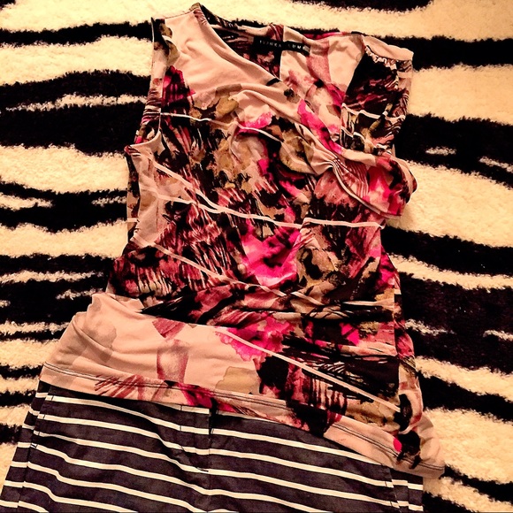 Floral Top - Picture 1 of 3