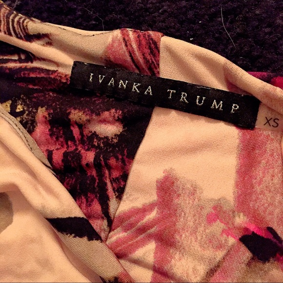 Floral Top - Picture 3 of 3