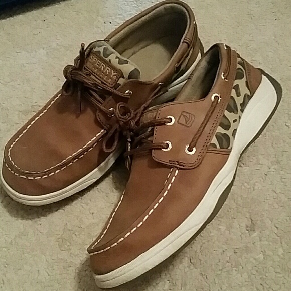 Cheetah print Sperrys