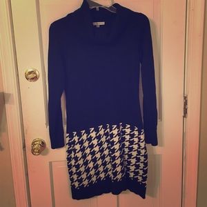 B&W Houndstooth Sweater Dress