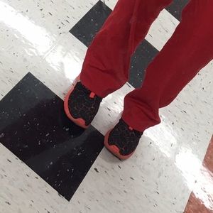 Nike roshe runs lava design 6Y