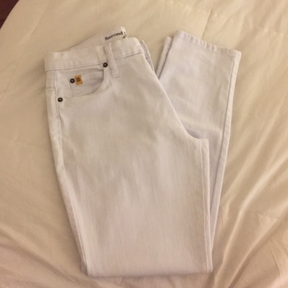 SALE!! EVERYTHING MUST GO!!White Yoga jeans