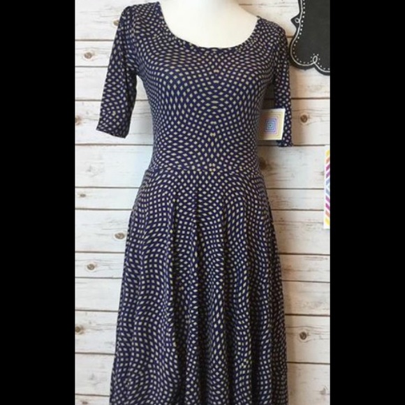 BNWT Lularoe Nicole Small