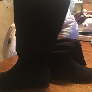 Slouch boot
