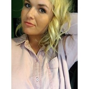 Meet your Posher, Hailey