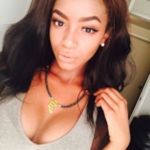 Meet your Posher, Selima