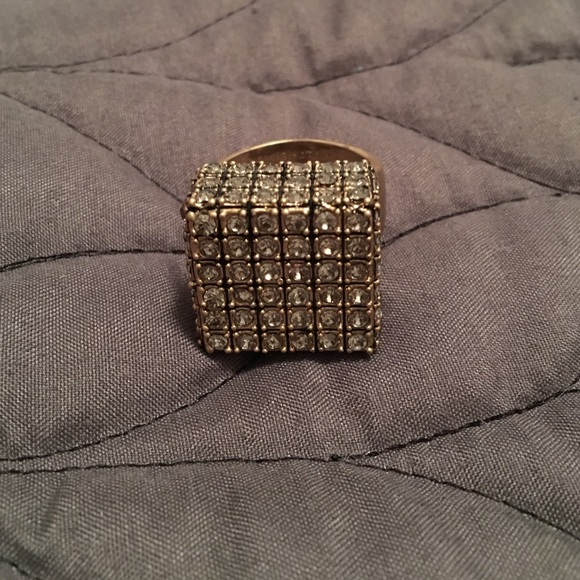 Lia sophia box jeweled ring size 9