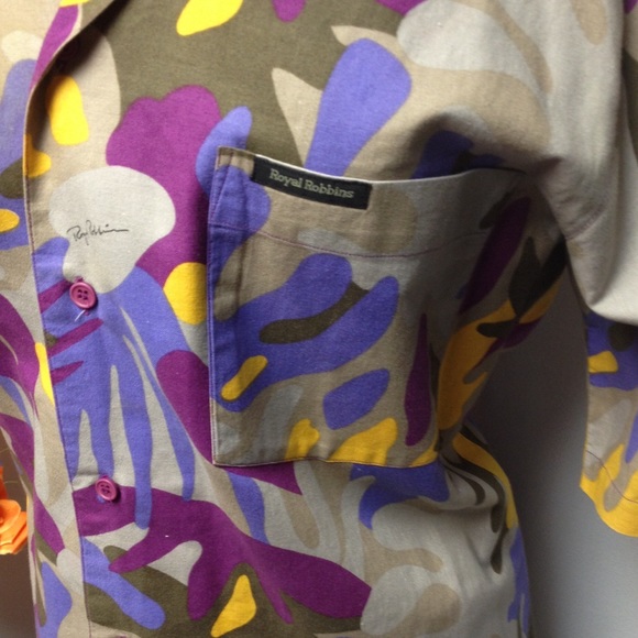 Tropical colored shirt - Picture 3 of 3