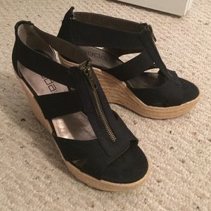 Black zip up rope wedges