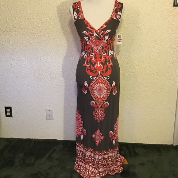 Stunning dress!